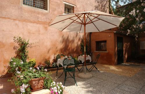 Imagen de los exteriores del B&B Casa Mimma. Foto 7