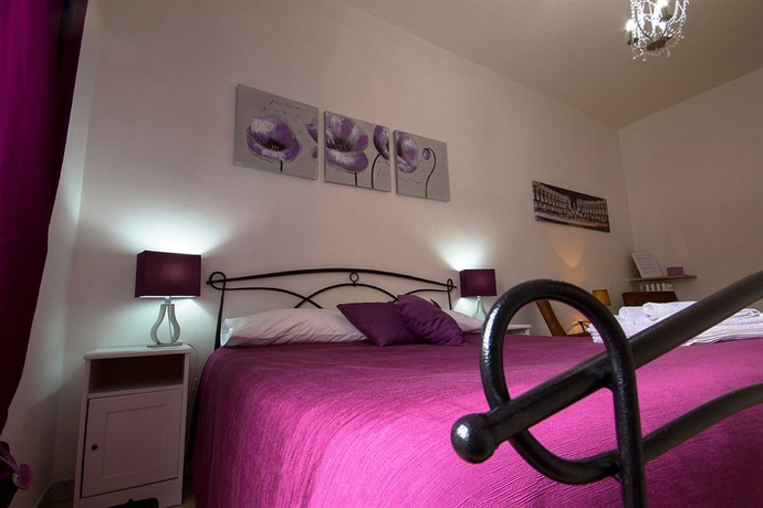 Imagen de la habitación del B&B Casa Via Cesena. Foto 9