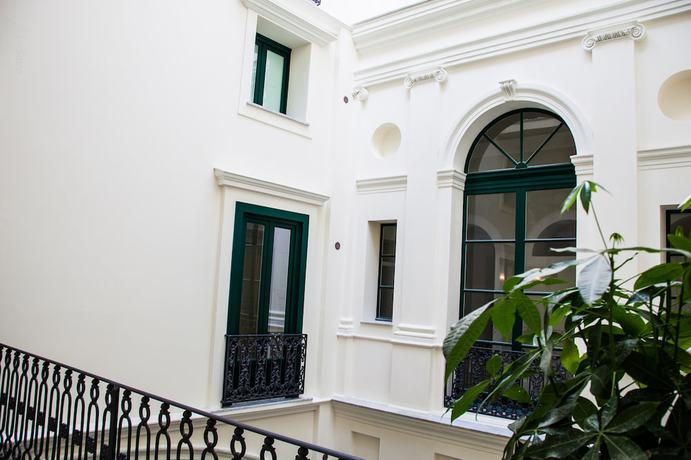 Imagen de los interiores del B&B Central Gallery Rooms - Palazzo D'Ali' Staiti XIX. Foto 7