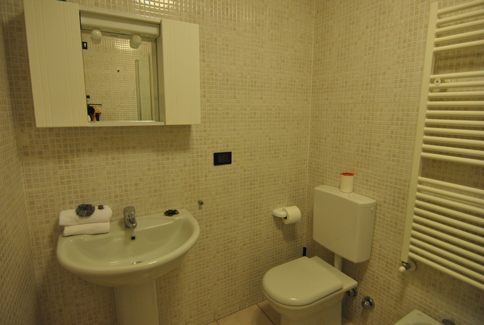 Imagen de la habitación del B&B Central Station, Turín. Foto 13