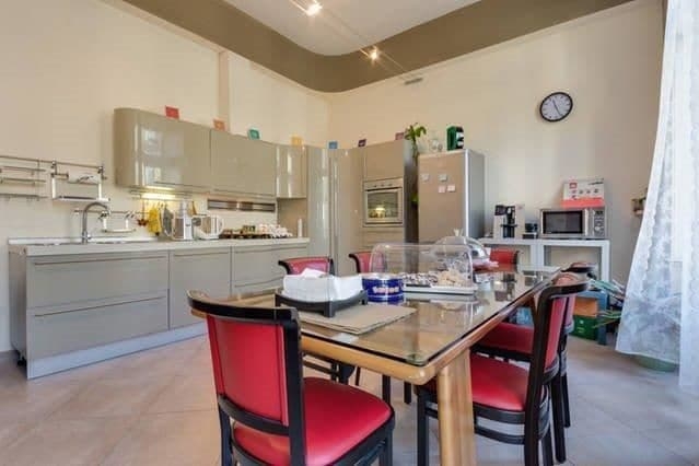 Imagen del bar/restaurante del B&B Central Station, Turín. Foto 4