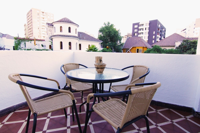 Imagen de los exteriores del B&B De Blasis Hotel and Cowork. Foto 13