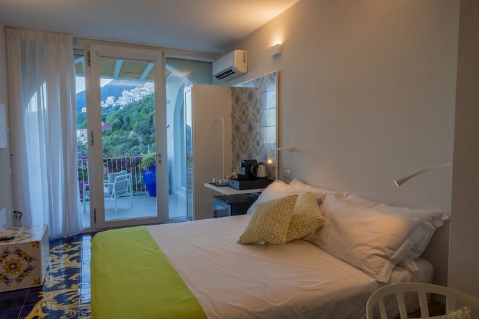 Imagen de la habitación del B&B Decori Suites Amalfi Coast. Foto 16
