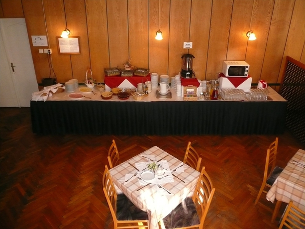 Imagen del bar/restaurante del B&B Dominik Panzio. Foto 3