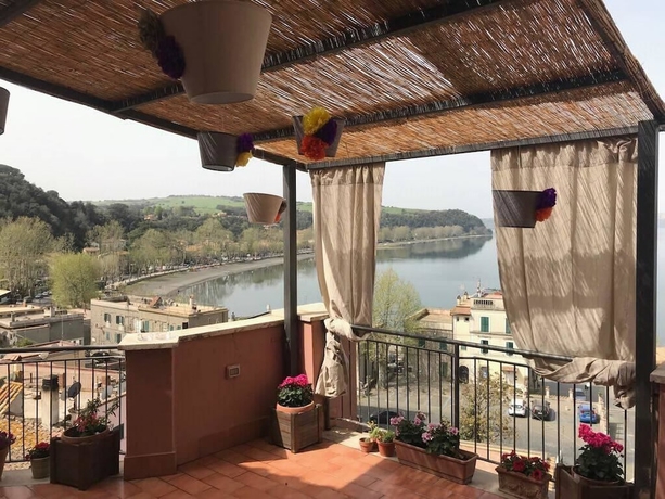 Imagen de los exteriores del B&B Domus Angularia. Foto 14