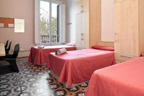 Imagen de la habitación del B&B Estudiantes Balmes. Foto 10