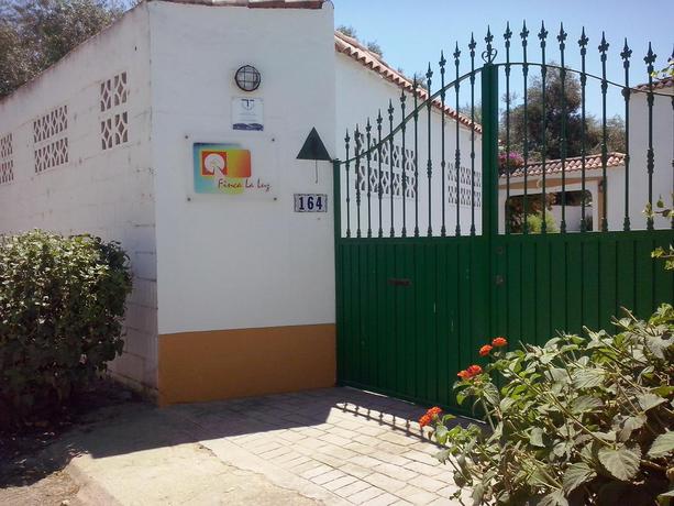 Imagen de los exteriores del B&B Finca La Luz. Foto 12