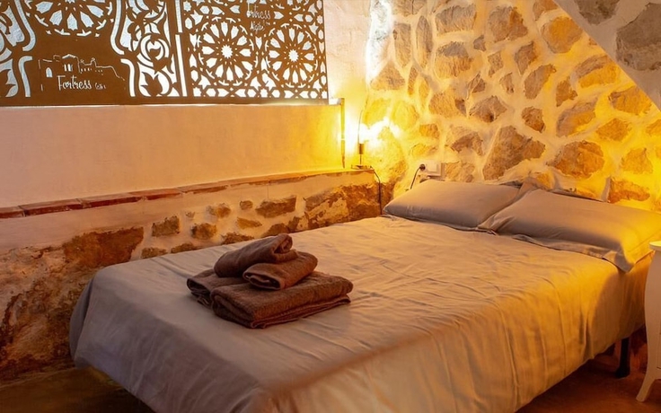 Imagen de la habitación del B&B Fortress Jacuzzi Suites. Foto 7