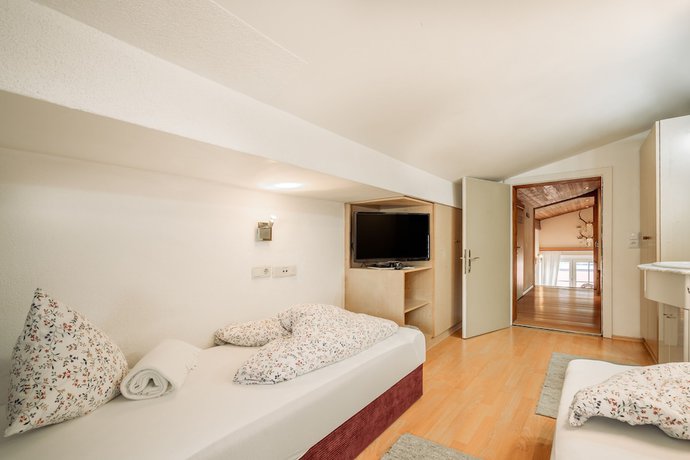 Imagen de la habitación del B&B Fortuna, Paznaun. Foto 8