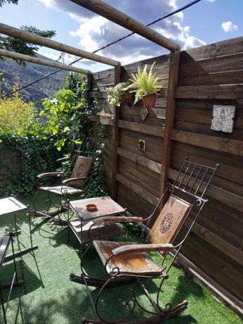 Imagen de los exteriores del B&B Fundalucia. Foto 8