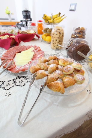 Imagen de los interiores del B&B Golden Mile Bed & Breakfast. Foto 15