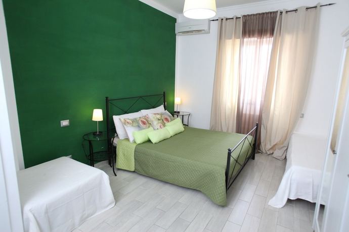Imagen de la habitación del B&B Golden Mile Bed & Breakfast. Foto 4