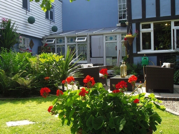 Imagen general del B&B Holly House Bed and Breakfast and Apartments. Foto 3