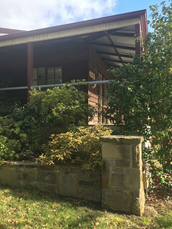 Imagen de los exteriores del B&B Hollyhock, Macedon. Foto 9