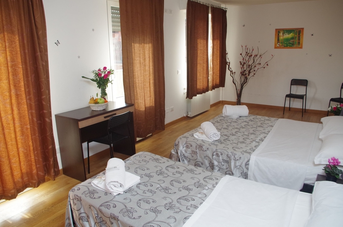 Imagen de la habitación del B&B Hotel Euro Inn. Foto 3