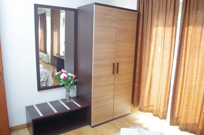 Imagen de la habitación del B&B Hotel Euro Inn. Foto 8