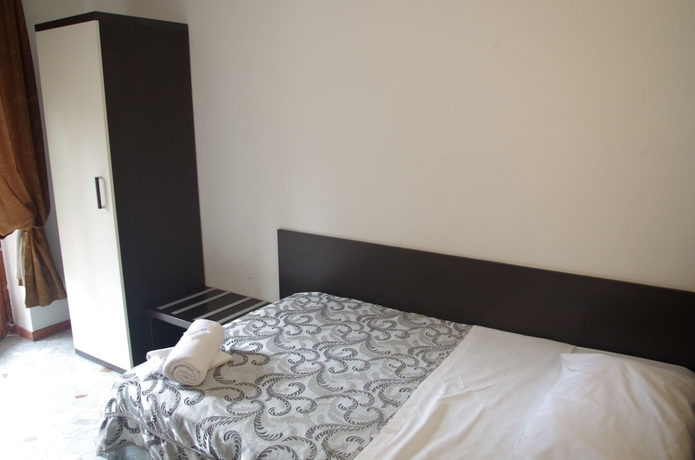 Imagen de la habitación del B&B Hotel Euro Inn. Foto 11