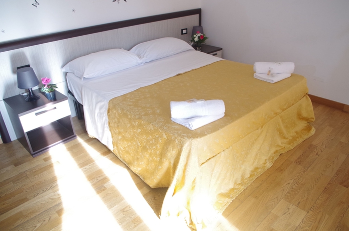 Imagen de la habitación del B&B Hotel Euro Inn. Foto 13