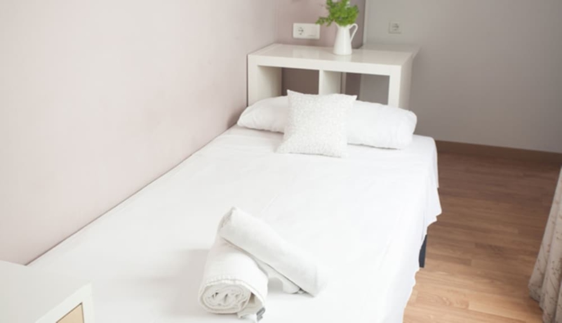 Imagen de la habitación del B&B Hotel La Milagrosa. Foto 10