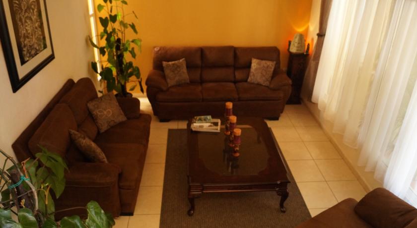 Imagen de los interiores del B&B Hotel Otoch Balam (bed and Breakfast). Foto 8