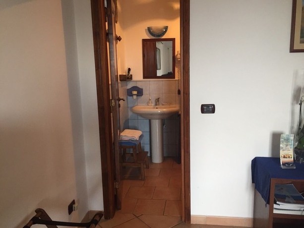 Imagen de la habitación del B&B Il Tramonto, Anacapri. Foto 4