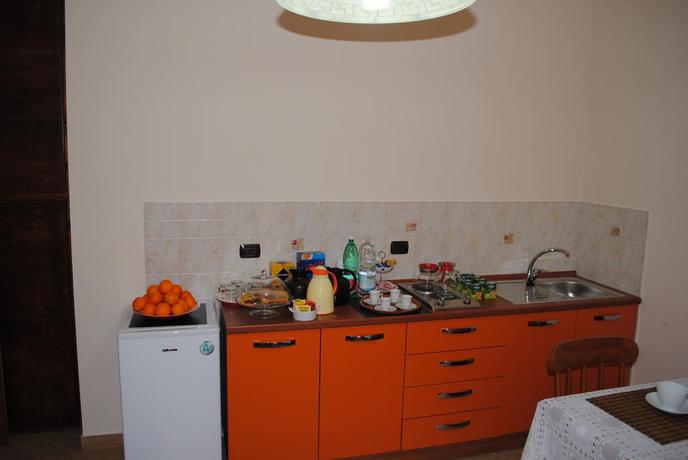 Imagen del bar/restaurante del B&B Insula Portus. Foto 3