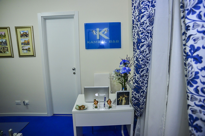 Imagen de los interiores del B&B Kambal Bandb. Foto 13