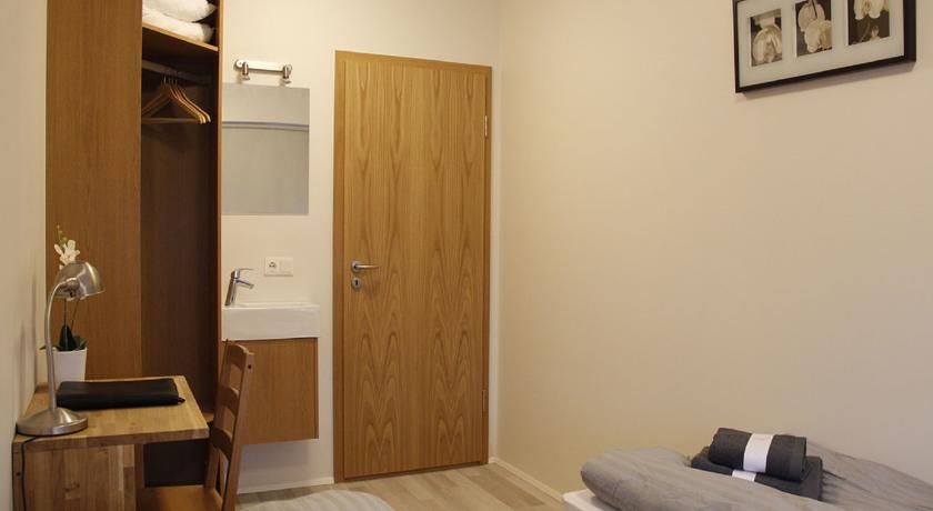 Imagen de los interiores del B&B Kef Guesthouse By Keflav&iacute;k Airport. Foto 10