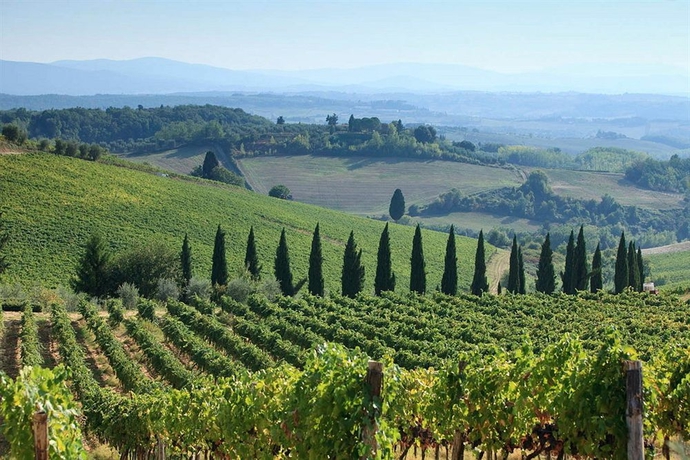 Imagen de los exteriores del B&B La Canonica di Cortine. Foto 3