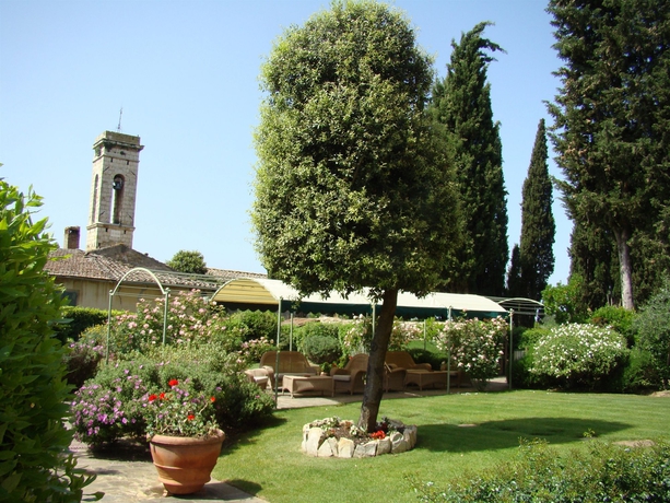 Imagen de los exteriores del B&B La Canonica di Cortine. Foto 5