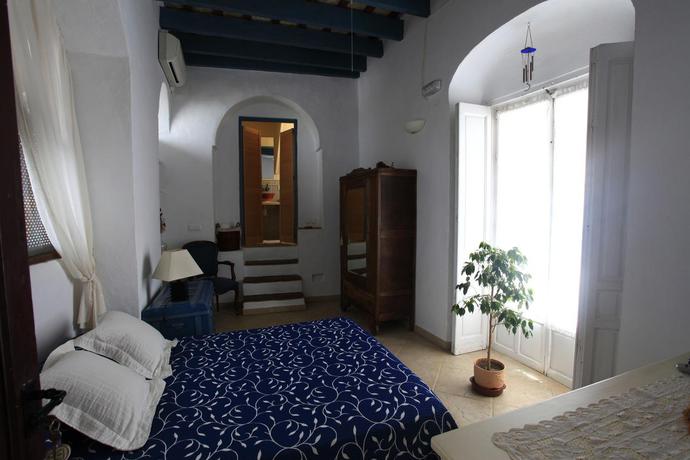 Imagen general del B&B La Casa De Bovedas. Foto 17