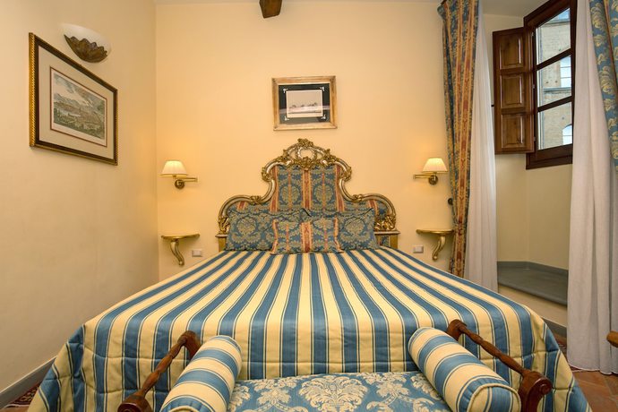 Imagen de la habitación del B&B La Casa Del Garbo - Luxury Rooms and Suite. Foto 13