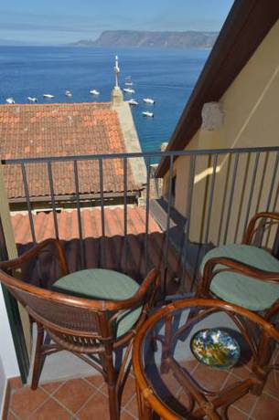 Imagen de la habitación del B&B La Locandiera, Scilla. Foto 2