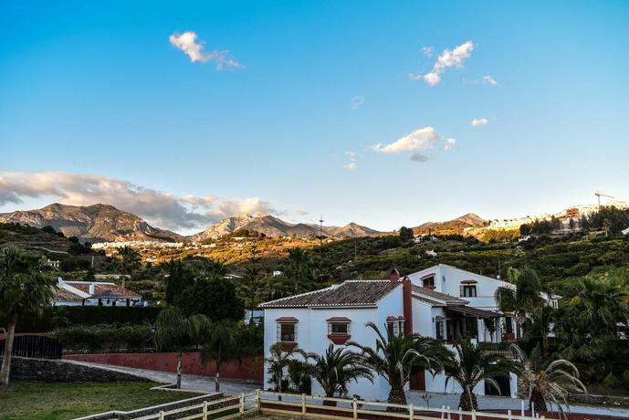 Imagen general del B&B La Perla De Frigiliana Bed and Breakfast Deluxe. Foto 11