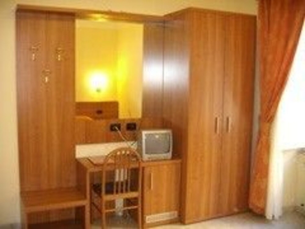 Imagen de la habitación del B&B La Sosta, Roma. Foto 10