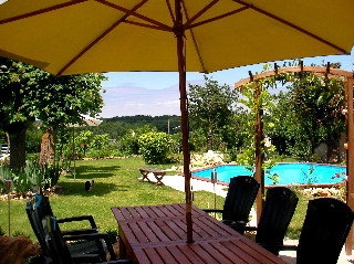 Imagen de la piscina del B&B La Vallee Des Vignes. Foto 9