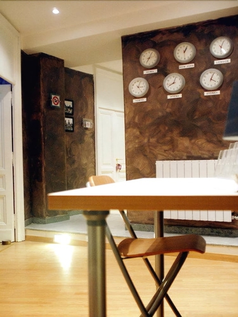 Imagen de los interiores del B&B Labicana 42 Bandb. Foto 13