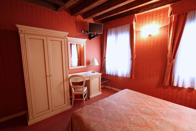Imagen de la habitación del B&B Lanterna Di Marco Polo. Foto 6
