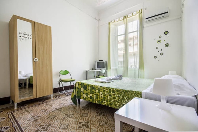 Imagen de la habitación del B&B Liol&agrave;, Palermo. Foto 5