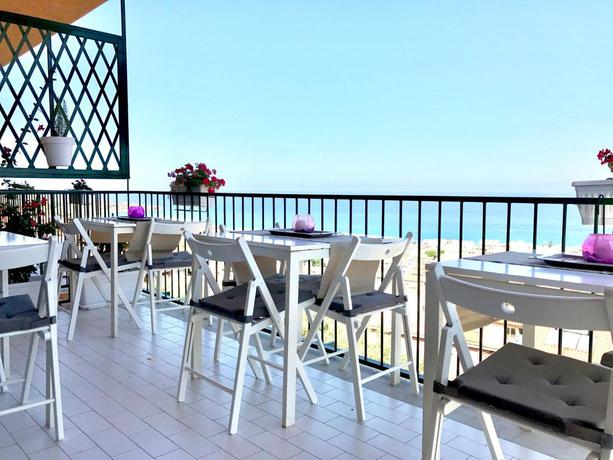 Imagen de los interiores del B&B MaandMi Guest House. Foto 9