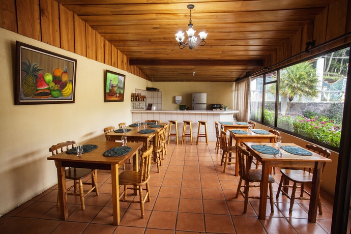 Imagen del bar/restaurante del B&B Mar Inn Bed and Breakfast. Foto 4
