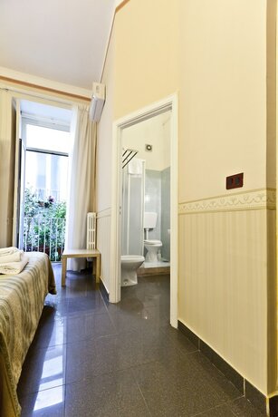 Imagen general del B&B MediNaples. Foto 5