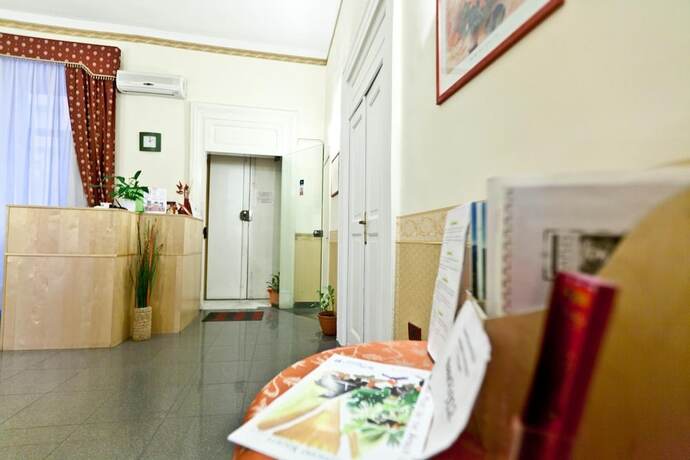 Imagen general del B&B MediNaples. Foto 14