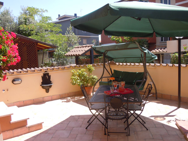 Imagen de los exteriores del B&B Nataly's House. Foto 7