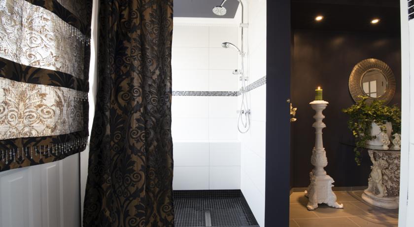 Imagen de los interiores del B&B Nupan Deluxe. Foto 12