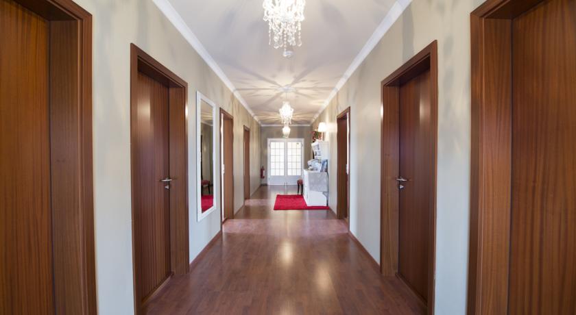 Imagen de los interiores del B&B Nupan Deluxe. Foto 13