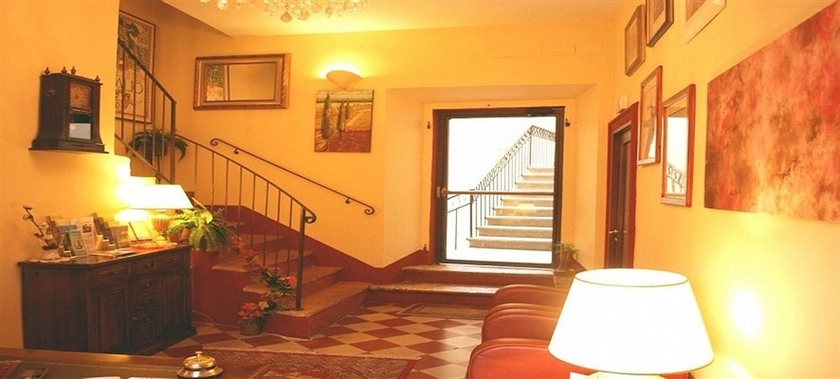 Imagen de los interiores del B&B Palazzo Fani Mignanelli. Foto 13