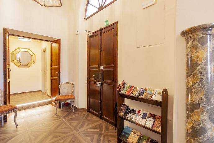 Imagen de los interiores del B&B Palazzo Martellini Residenza D'epoca. Foto 12