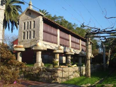 Imagen de los exteriores del B&B Pazo a Capitana. Foto 5