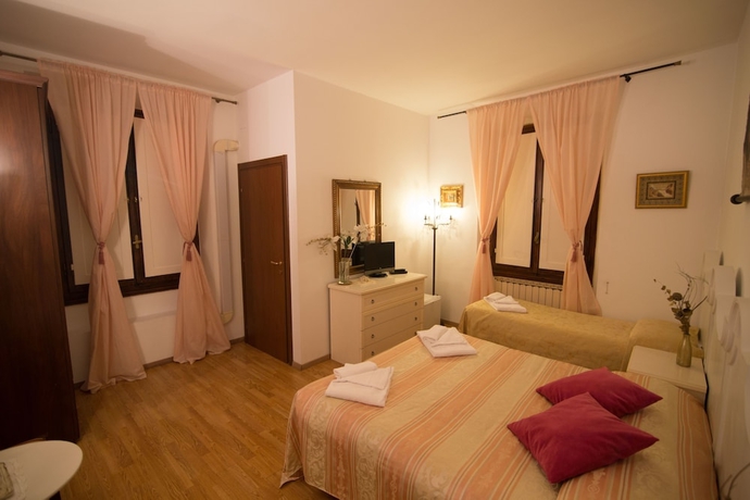 Imagen de la habitación del B&B Promenade, Florencia. Foto 15